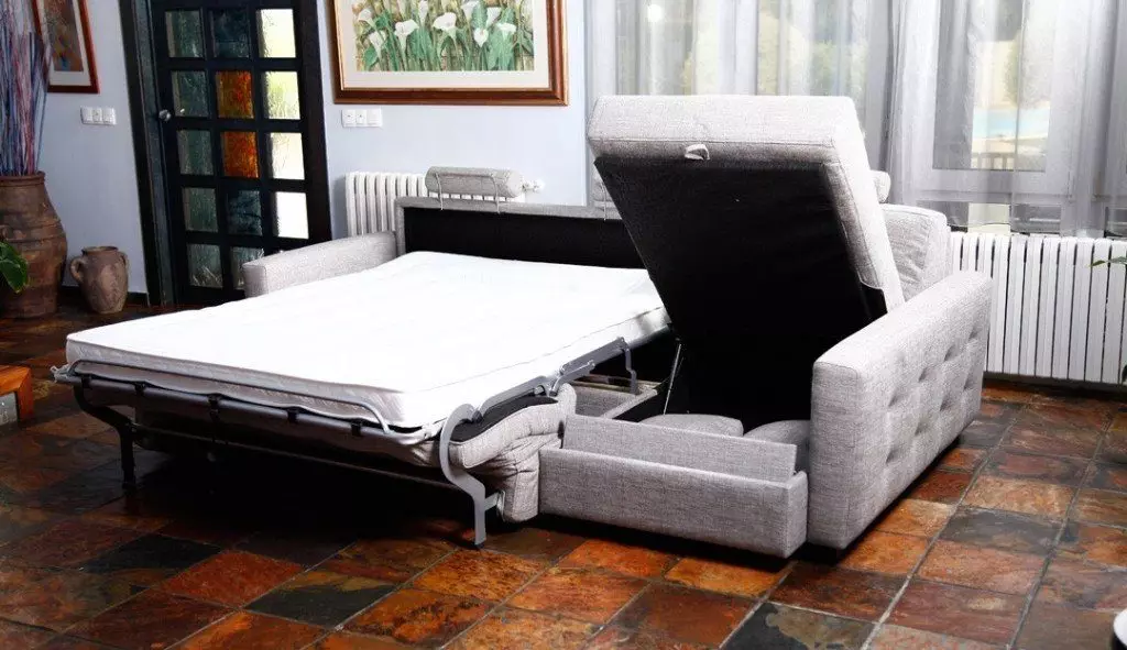 Sofás camas (91 fotos): Como elixir un plegado de cama recta ou modular, con brazos e sen eles? Modelos de 120 cm de ancho e outros tamaños 8979_52