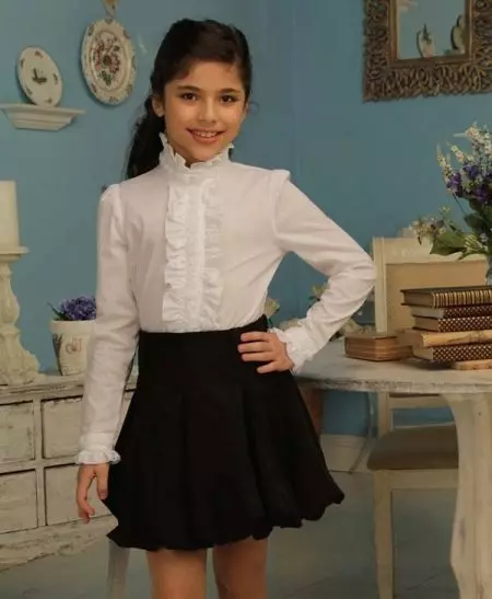 Blusas para niñas para la escuela (58 fotos): Blusas de la escuela, modelos elegantes, punto 897_55