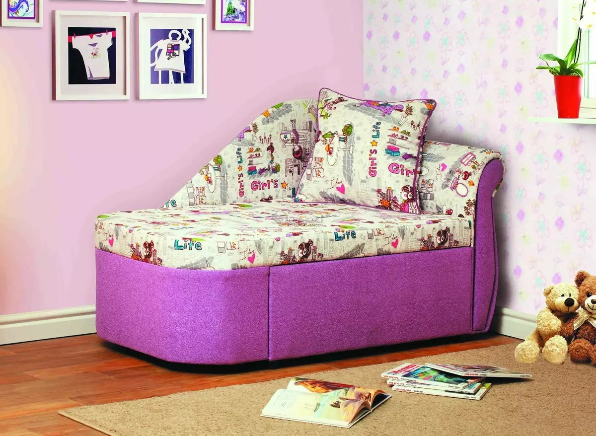 Lille sovesofa: mini og kompakte små sofas-senge 120 cm bred og mere, størrelser af foldemodeller 8989_22
