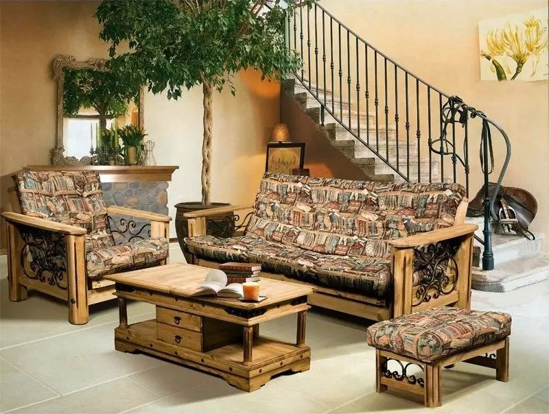 Ξύλινο καναπέδες: από μια σειρά από πεύκα και οξιάς, τα μοντέλα σε σκελετό και ξύλινα με την πλάτη, πτυσσόμενα γωνιακή και ευθεία unprofinal καναπέδες 9023_3