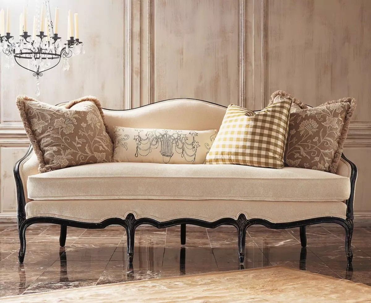 sofás de madera: a partir de una matriz de pino y haya, los modelos en el marco y de madera con espalda, plegable sofás angulares y rectos unprofinal 9023_52