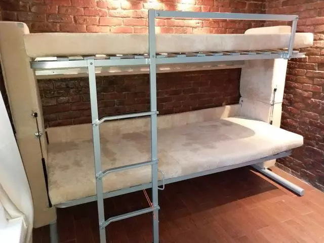 एक बंक बेड में सोफा ट्रांसफार्मर: एक छोटे आकार के अपार्टमेंट के लिए दो मंजिला ट्रांसफार्मर चुनें 9041_36