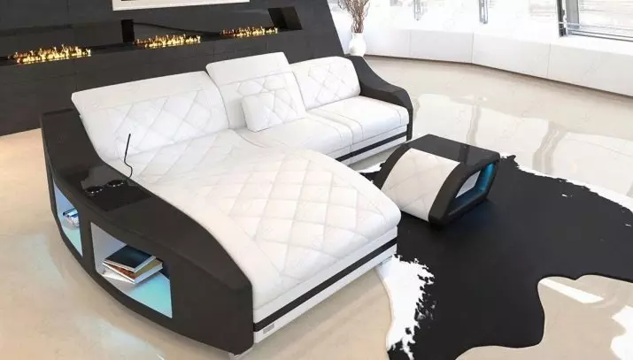 Sofa goi-teknologiako estiloan (39 argazki): aukeratu sofa sofa diseinu modernoarekin, eredu barietateak, egungo koloreak 9044_13