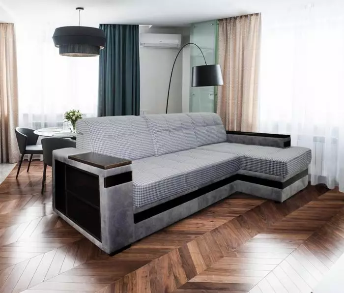 Pinskdrev sofos (34 nuotraukos): kampas ir tiesios Baltarusijos sofos lovos ir kiti modeliai. Klientų atsiliepimai. \ T 9063_13