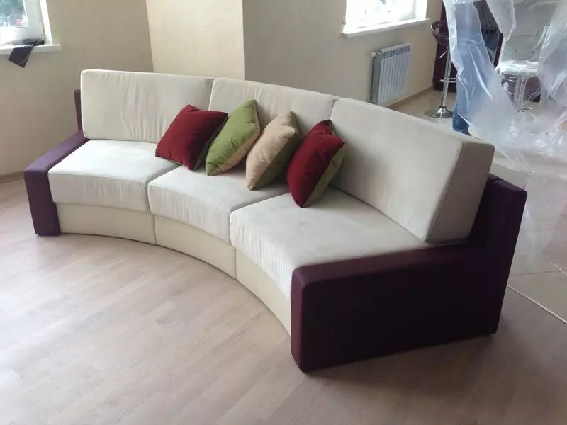 Sofa ngủ (87 ảnh): Chọn rộng 160 cm trong phòng, kích thước 160x200, 200x200 và 180x200, giường sofa với lưng cao và ghế sofa-ghế sofa 9066_14