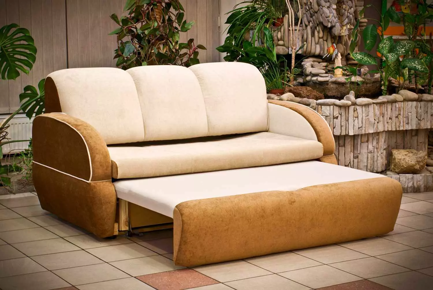 Sofa ngủ (87 ảnh): Chọn rộng 160 cm trong phòng, kích thước 160x200, 200x200 và 180x200, giường sofa với lưng cao và ghế sofa-ghế sofa 9066_6
