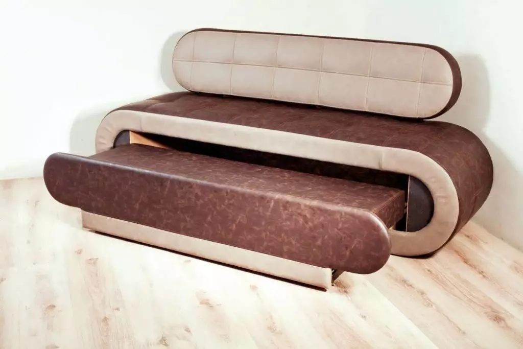 Тесните дивани: сгъване прав и кът с място за спане. дълбочина Sofams 70-80 см и други размери. Съвети за избор 9085_3