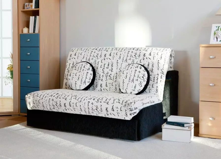 Accordion sofaer med en ortopædisk madras og sengetuffe: Hjørne Sofas senge og andre modeller 9103_26