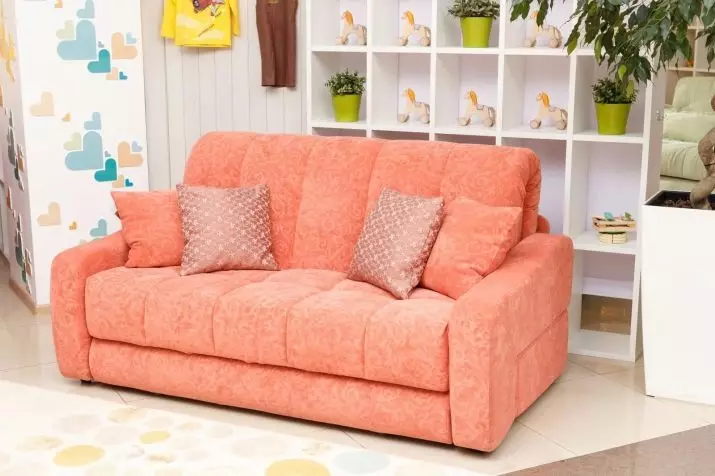 Sofas fizarmonikë me një dyshek ortopedik dhe sirtar prej liri: krevat sofas qoshe dhe modele të tjera 9103_46