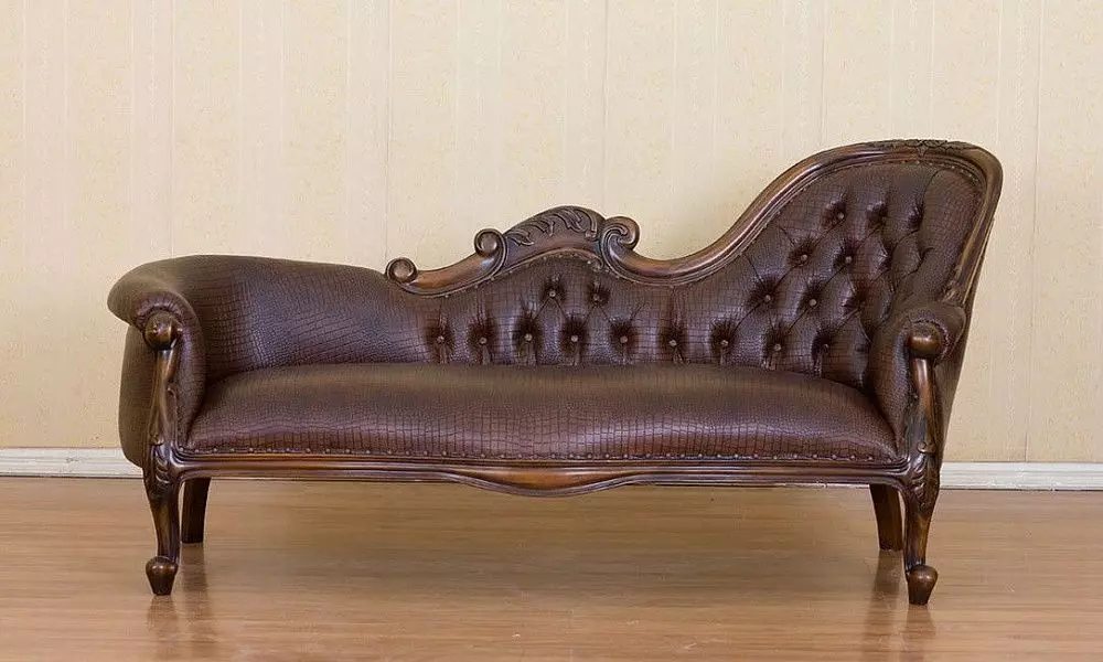 Sofa sofa (59 foto): lipatan dengan backrest dan kotak untuk linen, sofa tunggal kecil dan model lain 9145_32