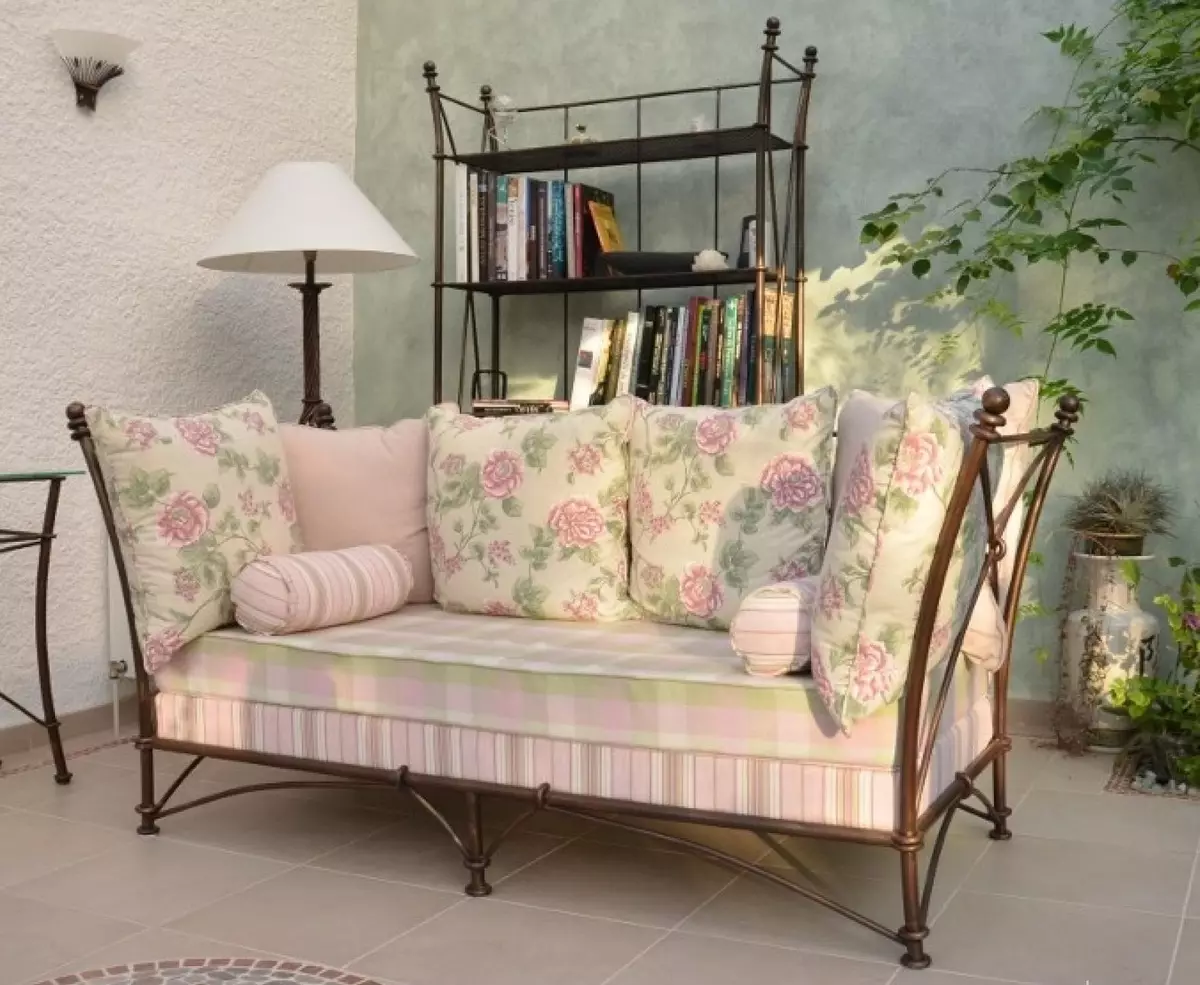 SOFA Styles (Foto 39): retro na American, Italiantali na Chinese, Neoclassic, Ampi na Classic 9170_27