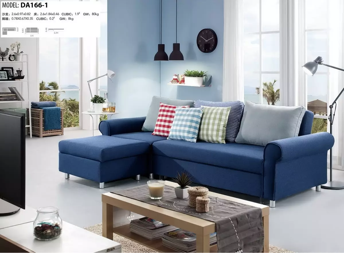 Siniset sohvat (73 kuvaa): Kulma ja suora. Tummansiniset sohvat harmaalla sisustuksella ja muissa huoneissa. Tyynyt, verhot ja taustakuvat 9172_7