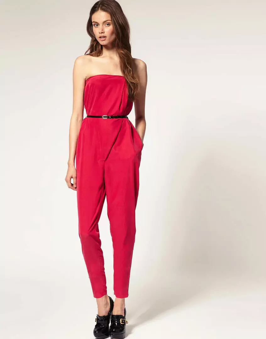 Spodnie mody 2021: Stylowe modele damskie, trendy mody 917_143
