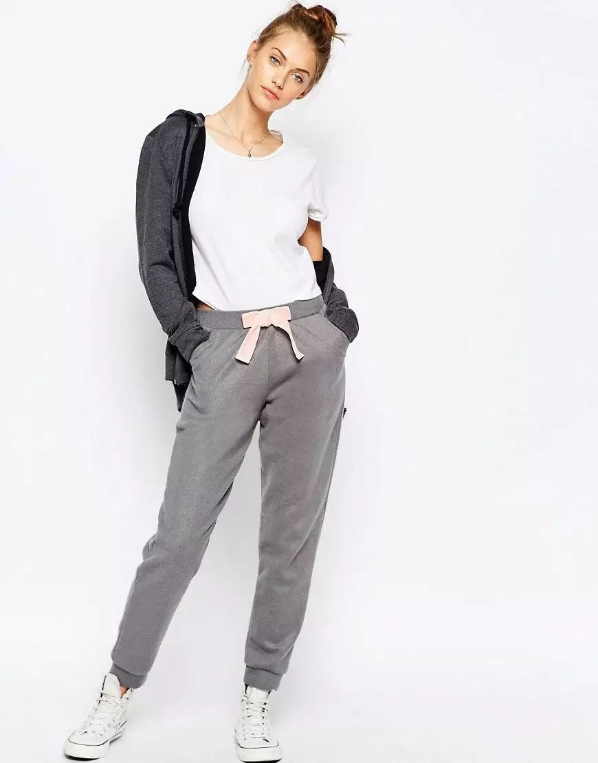 Fashion Pants 2021: Frouljusstylde modellen, moade trends 917_288