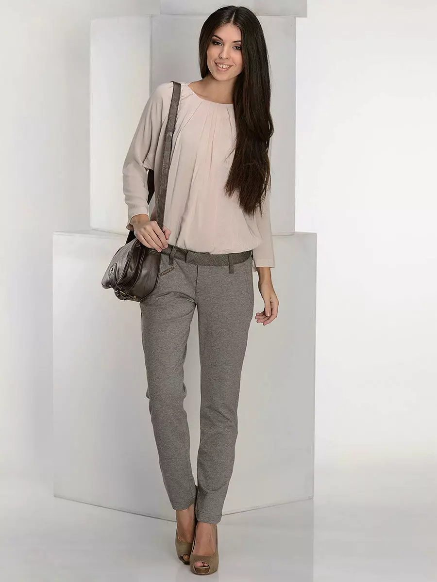 Модни панталони 2021: Стилни модели на жените, модни тенденции 917_359