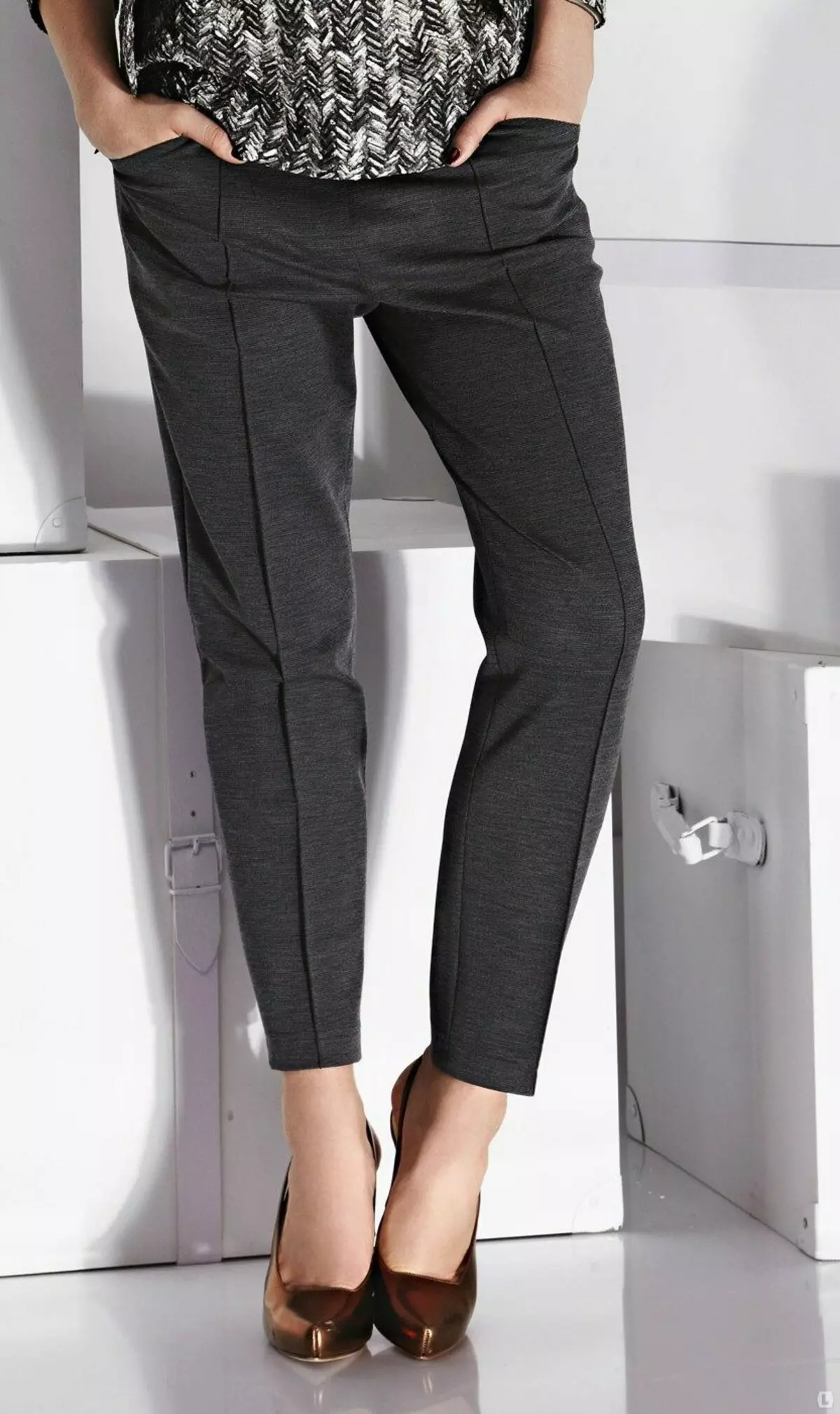 Pantaloni di moda 2021: modelli eleganti da donna, tendenze della moda 917_42