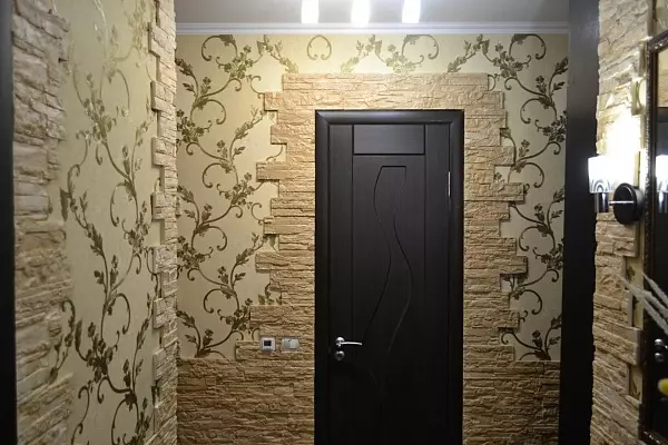 廊下、廊下（121写真）の壁紙：壁紙のデザイン、暗くて軽いドア、洗濯ゆがり、縞模様、白と緑の壁紙 9183_80