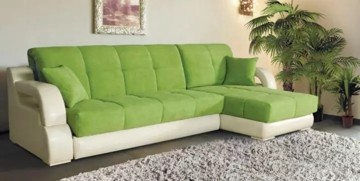 Sofas tare da tsarin 