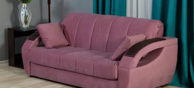 Laskettu sohva (87 kuvaa): korkeatasoiset suorat mallit 140 cm leveä, 120 cm ja 160 cm, kirja ja muut muutosmekanismit 9194_23