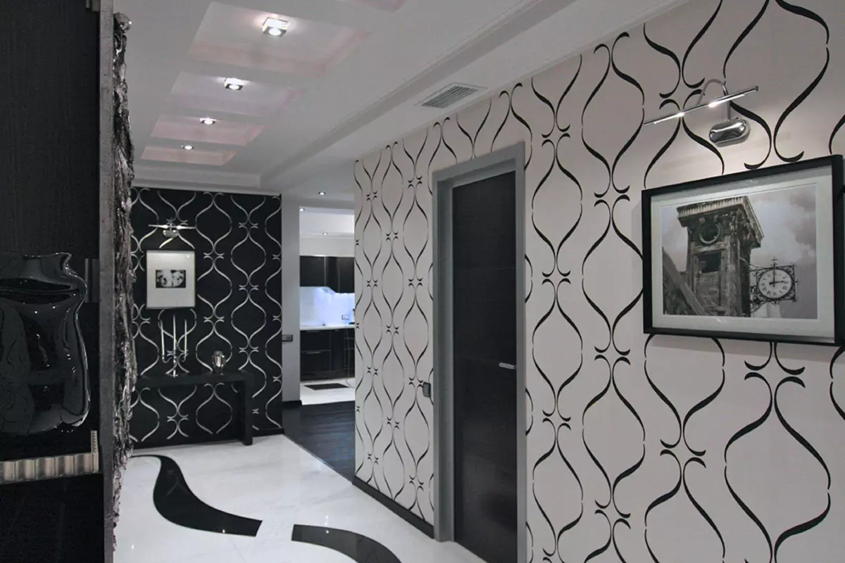 Дизайнът на коридора (86 снимки): най-добрите идеи за създаване на красив интериор на коридора в обичайния апартамент, примери на проекта 9205_42