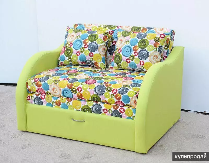 Ялгыз диван: катлау диваннарын (кысылган) һәм башка модельләрне сайлагыз 9220_9