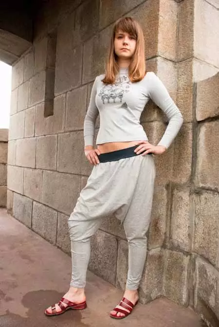Афганистански панталони (47 снимки): какво да носят женски афганистанец 924_18