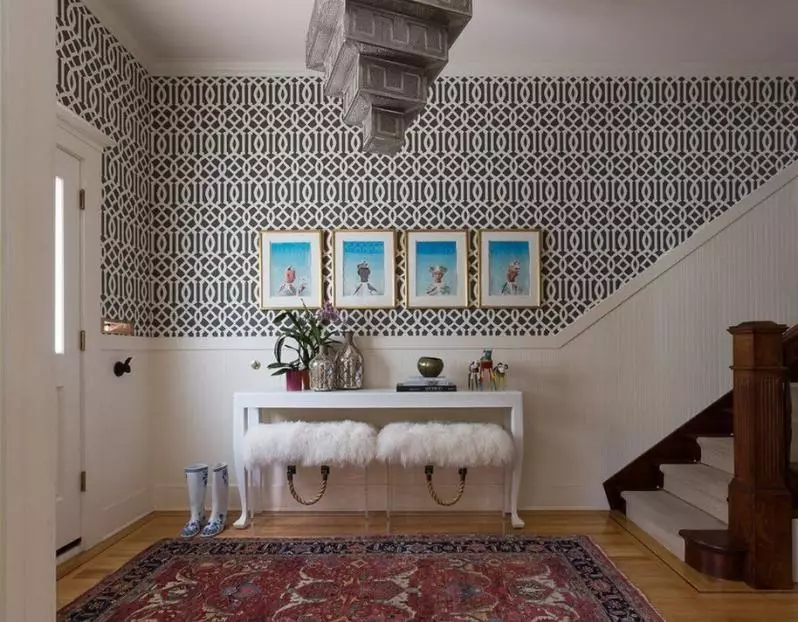 Hình nền kết hợp ở hành lang (49 ảnh): Thiết kế của hành lang với sự kết hợp của hình nền trong căn hộ. Làm thế nào để blot hình nền của hai màu đẹp? 9284_28