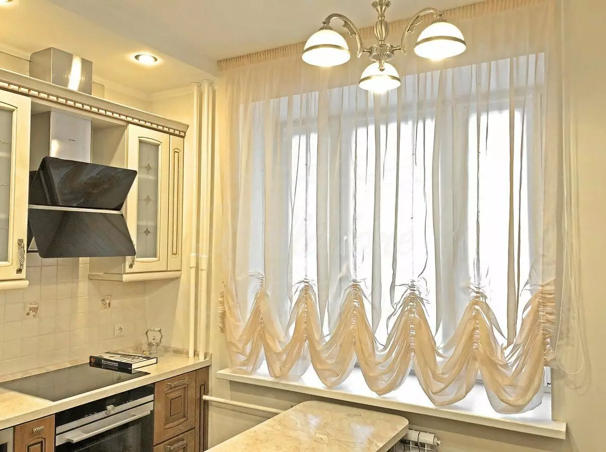 厨房里的法国窗帘（71张照片）：“边场”窗帘内部，设计，品种和材料的想法，选择的提示 9348_35