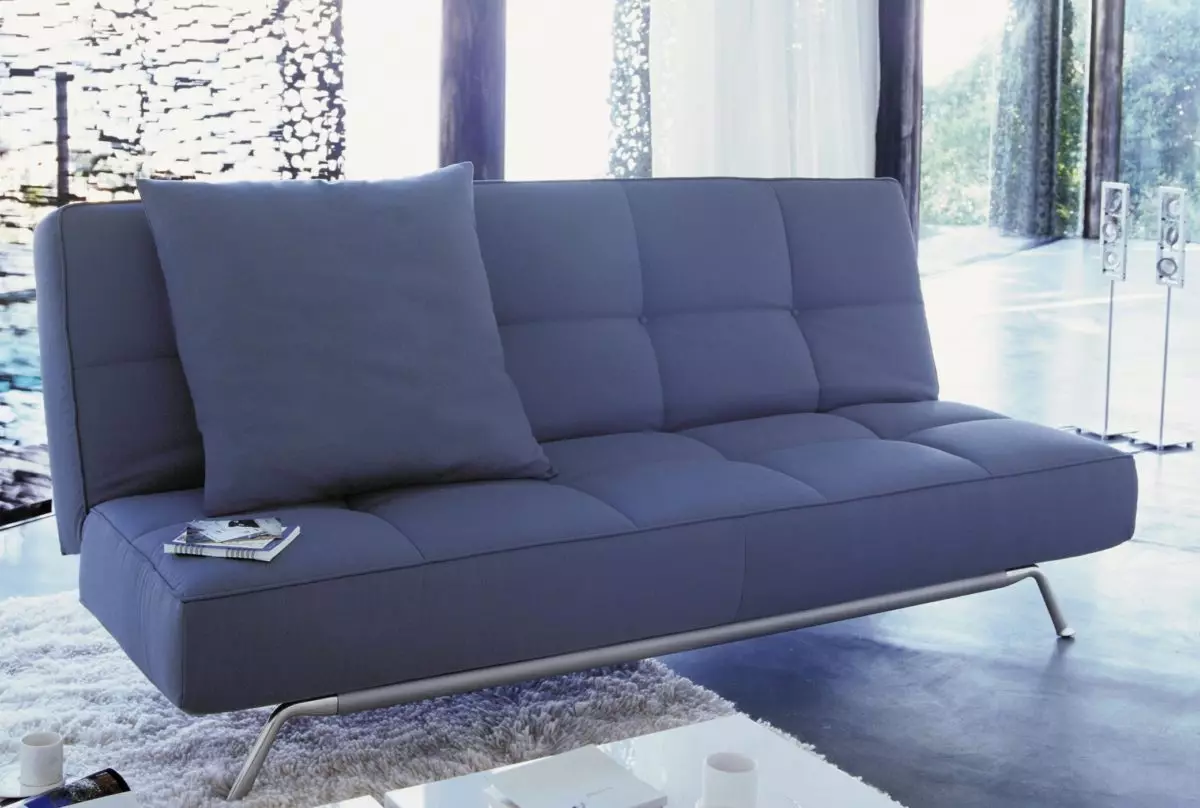 Rett kjøkken Sofaer (62 bilder): Små sofaer for kjøkken uten soverom, møbler design alternativer 9376_25