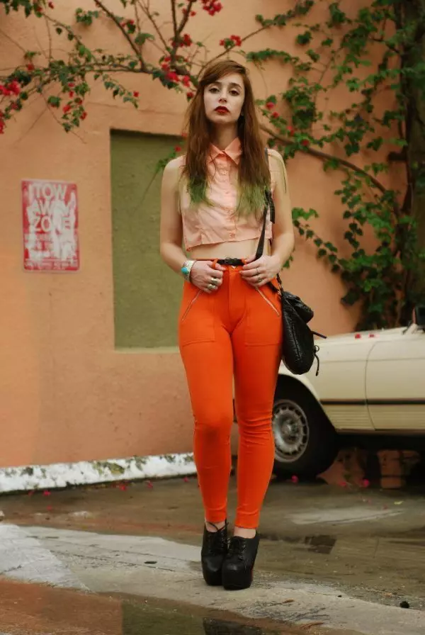 橙色裤子（58张照片）：穿什么 937_20