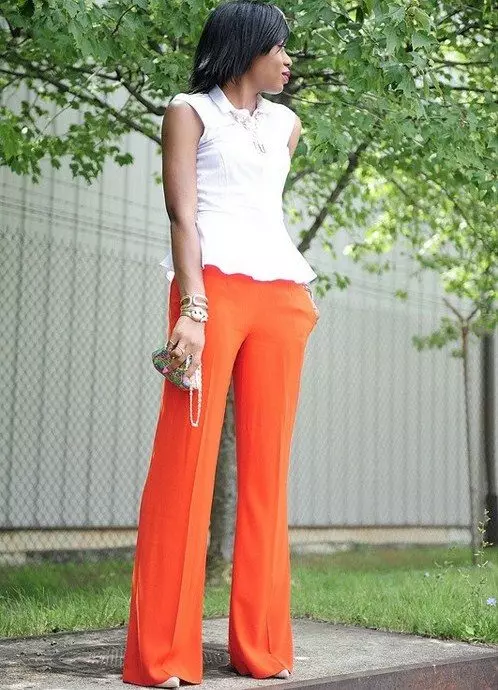 Orange hlače (58 fotografij): Kaj nositi 937_9