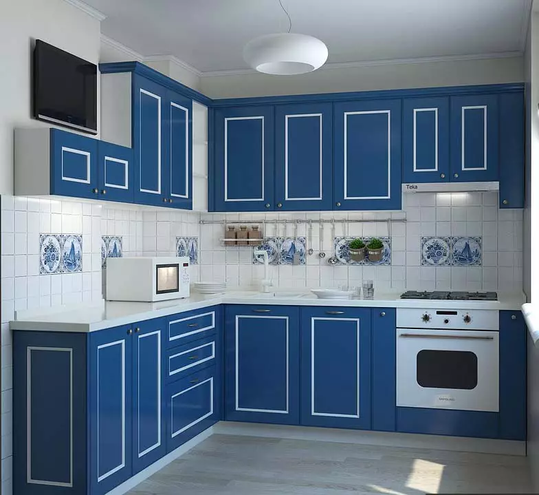White-Blue Kitchen (64 billeder): Funktioner i køkkenhovedtelefonen i hvidblå farve til køkkenindretning, accenter på væggene i lignende farver 9393_10