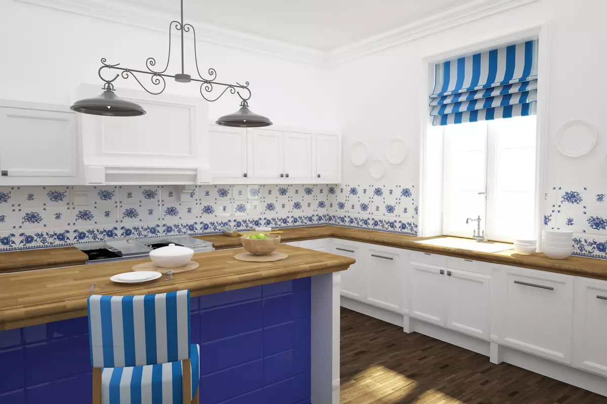Baltā zilā virtuve (64 fotoattēli): virtuves austiņu iezīmes baltā zilā krāsā virtuves interjera dizainam, akcentiem uz sienām līdzīgām krāsām 9393_51