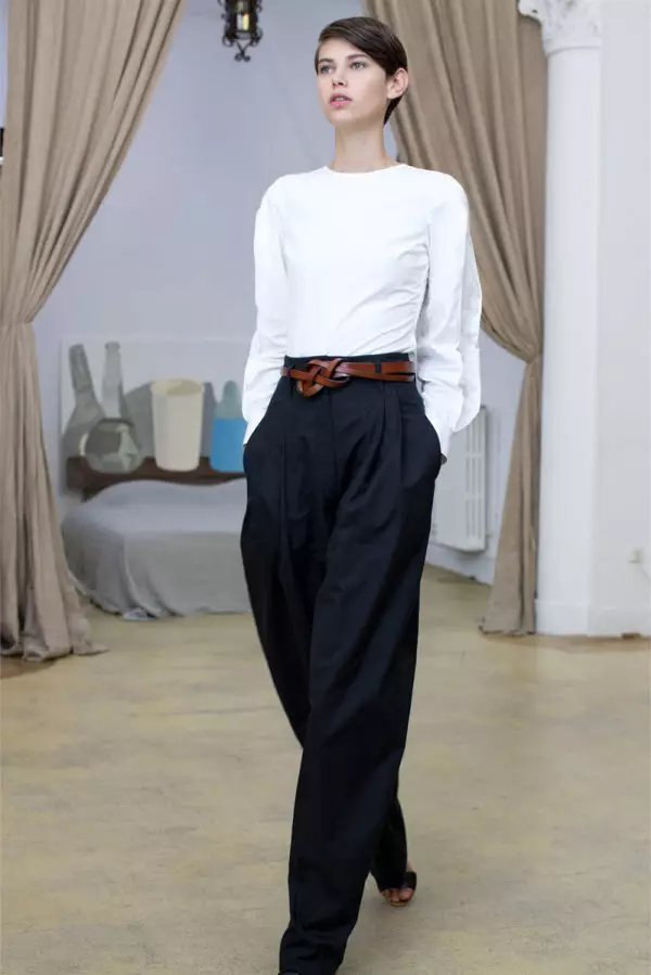 Панталони од случајни (44 фотографии): женски модели, со што да носат 939_25