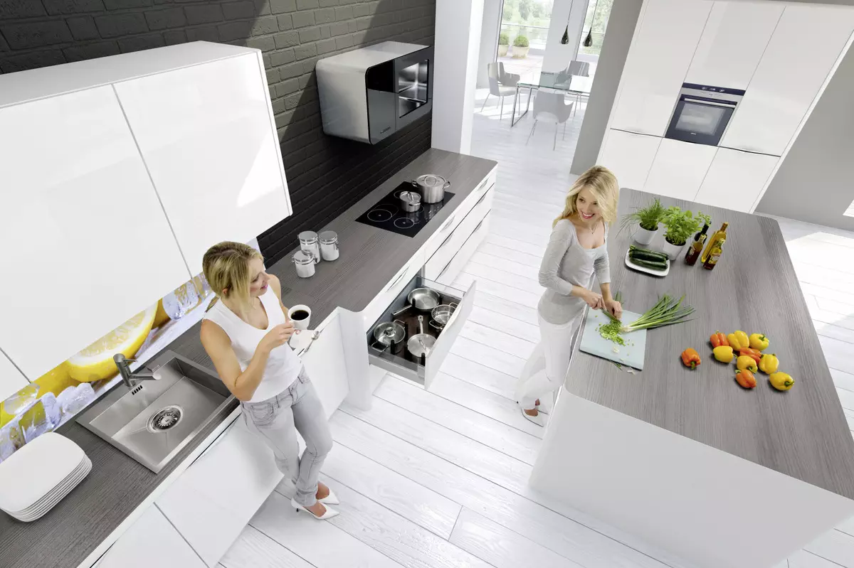 Virtuvės ergonomika (79 nuotraukos): Kaip įdėti baldus ir organizuoti įrangą? Pagrindiniai planavimo principai. Ergonominiai matmenys 9413_41