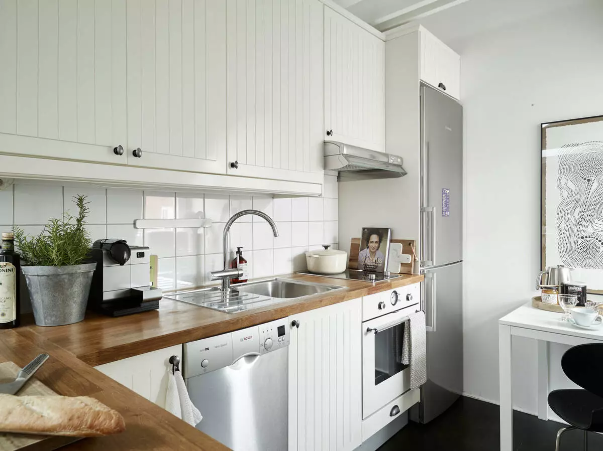 Design della cucina 6 metri quadrati. M con un frigorifero (75 foto): interni cucina 6 metri quadrati con frigorifero, progetti di pianificazione da cucina 6 piazze 9415_50