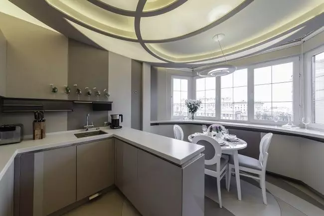 Кухня дизайн с балкон (62 снимки): Оригинален кухненски интериорни решения, които имат достъп до лоджия. Кухня оформление с балконска врата 9417_12