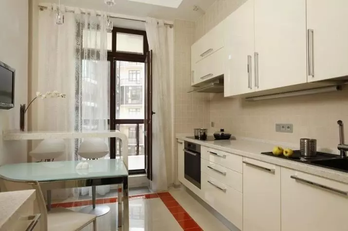 Кухня дизайн с балкон (62 снимки): Оригинален кухненски интериорни решения, които имат достъп до лоджия. Кухня оформление с балконска врата 9417_8