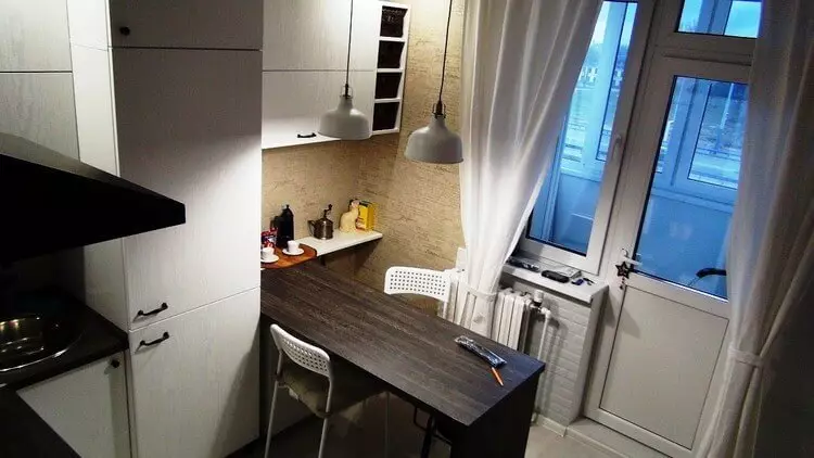 厨房设计9平方米，冰箱（67张照片）：有趣的项目和室内选择。如何容纳必要的家具？ 9432_38