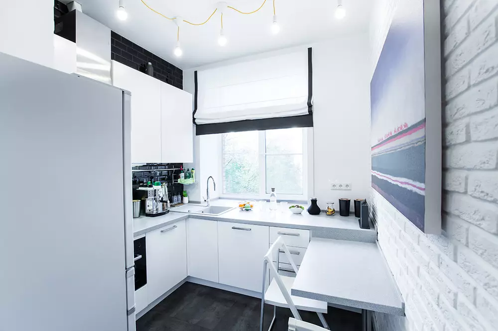 2 metriä Keittiö Design (60 valokuvaa): 2x3 metriä Kitchen Suunnittelu ja sisätila ikkuna, Pieni keittiö 3x2 koko jääkaappi 9438_47