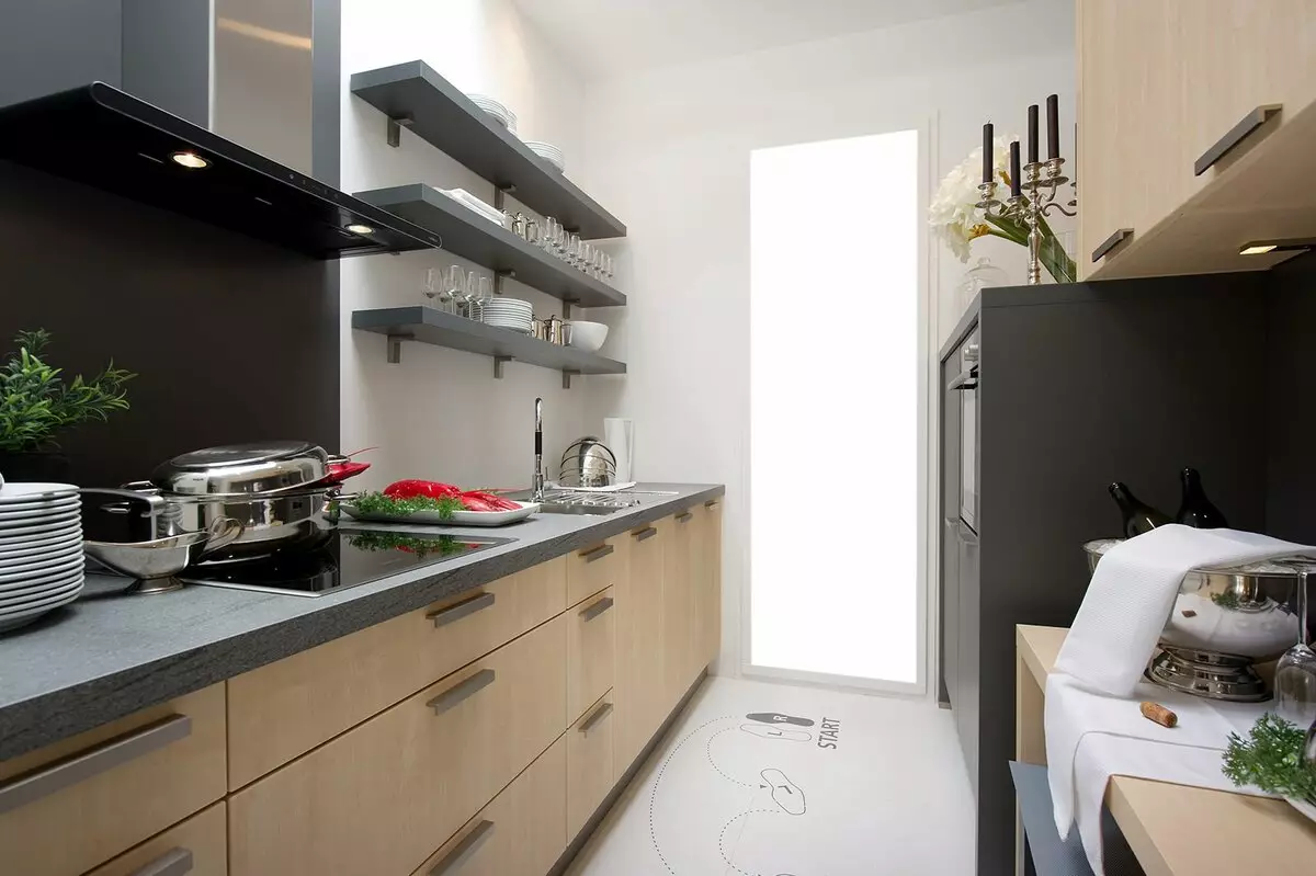 2 metry Projektowanie kuchni (60 zdjęć): 2x3 metry Planowanie kuchni i wnętrze z oknem, projekt dla małej kuchni 3x2 rozmiar z lodówką 9438_57
