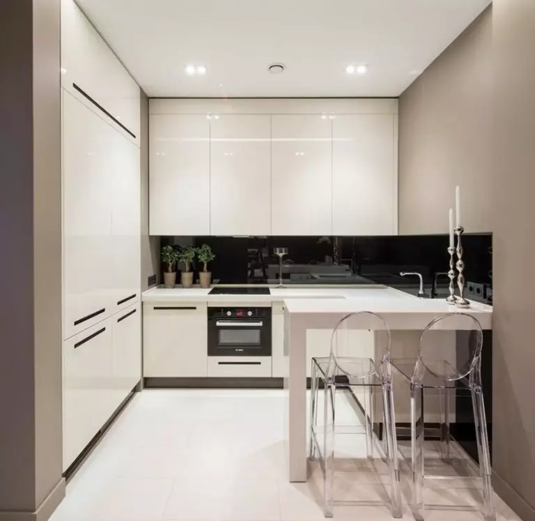 باورچی خانے کے ڈیزائن 6 مربع میٹر. میں خروشچ (88 تصاویر): 6 مربع میٹر، باورچی خانے کے سائز اور انتظام کی منصوبہ بندی کے ایک چھوٹے سے کمرے میں داخلہ ڈیزائن خیالات، مرمت کے اختیارات 9441_29