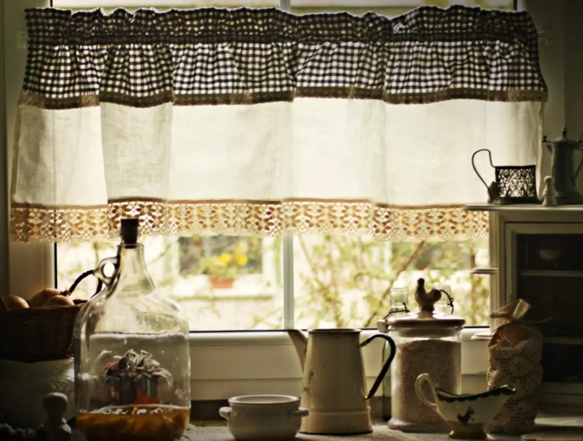 Kuchyň v rustikálním domě (68 fotografií): Interiérový design nápady ve starém venkovském domě se sporákem. Eco-Promariant uspořádání a výzdoba kuchyně v obci 9457_48