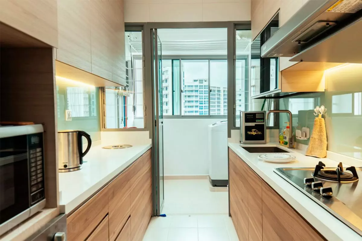 Deseño de cociña 9 metros cadrados. M cun balcón (71 fotos): deseño e opcións para a cociña interior con acceso ao balcón, recomendacións de reparación 9466_12