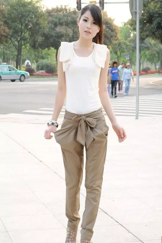 Trousers cyrours (foto 59): Modelsdị owu, ihe kpatara ya 946_4