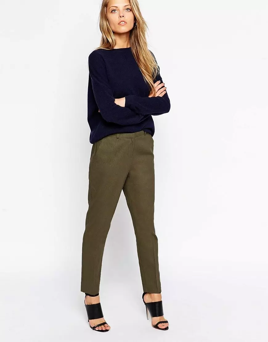 Pants bjankerija 2021 (95 ritratti): immaġini femminili, stili stylish, li bihom jilbsu pants tal-kittien 947_80