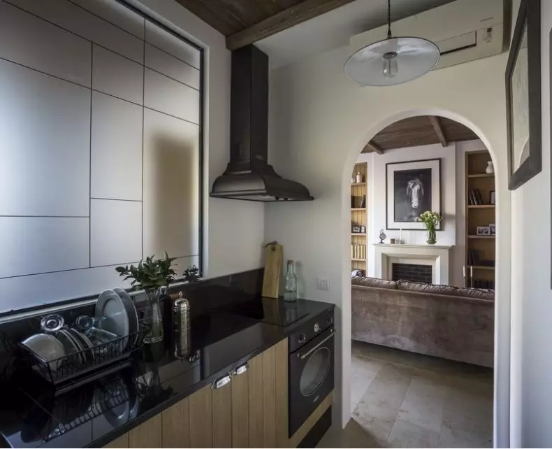 Bucătărie-nișă (42 de fotografii): Ce este? Idei de design interior. Cum să bateți o nișă de bucătărie în apartament? Dimensiunea minimă pătrată 9483_18