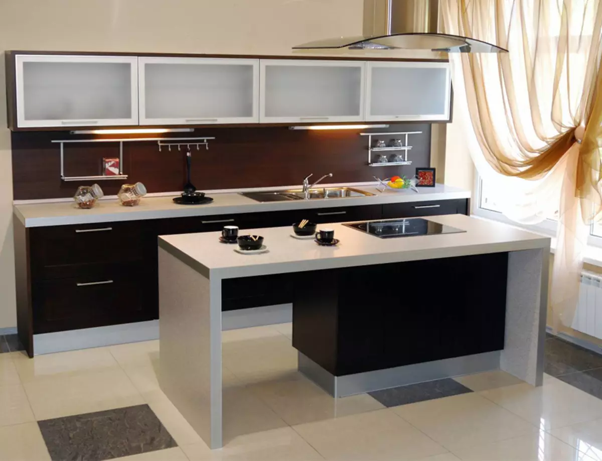 стол встроенный в кухонный гарнитур