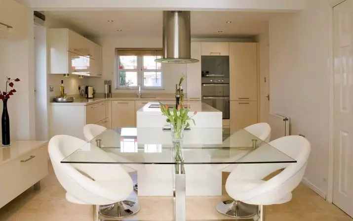Design kitchen soggiorno 20 metri quadrati. M (75 foto): esempi di progetti con zonizzazione, opzioni interne, sfumature Pianificazione di un soggiorno combinato di cucina con un divano 9508_75