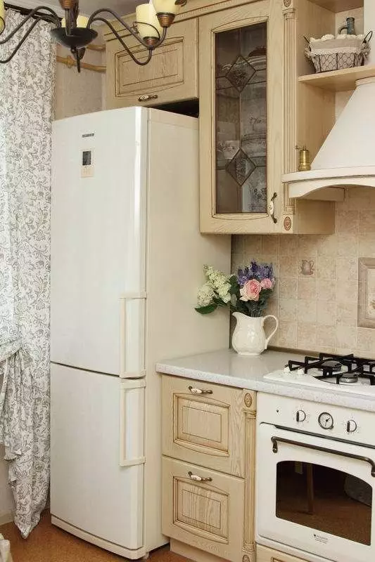 چگونه یک آشپزخانه کوچک را تجهیز کنیم؟ 91 عکس تصمیمات آشپزخانه جالب، ایده هایی برای ایجاد آشپزخانه کاربردی کوچک 9521_42